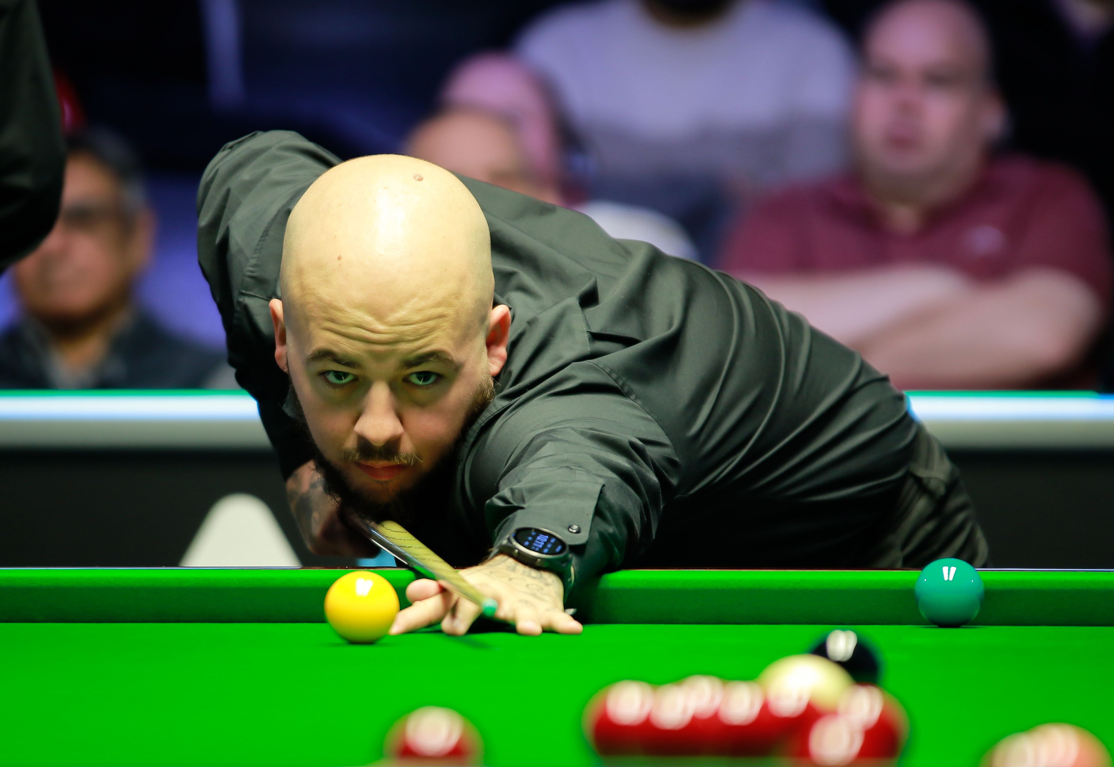 这位球童陪 这位球童陪