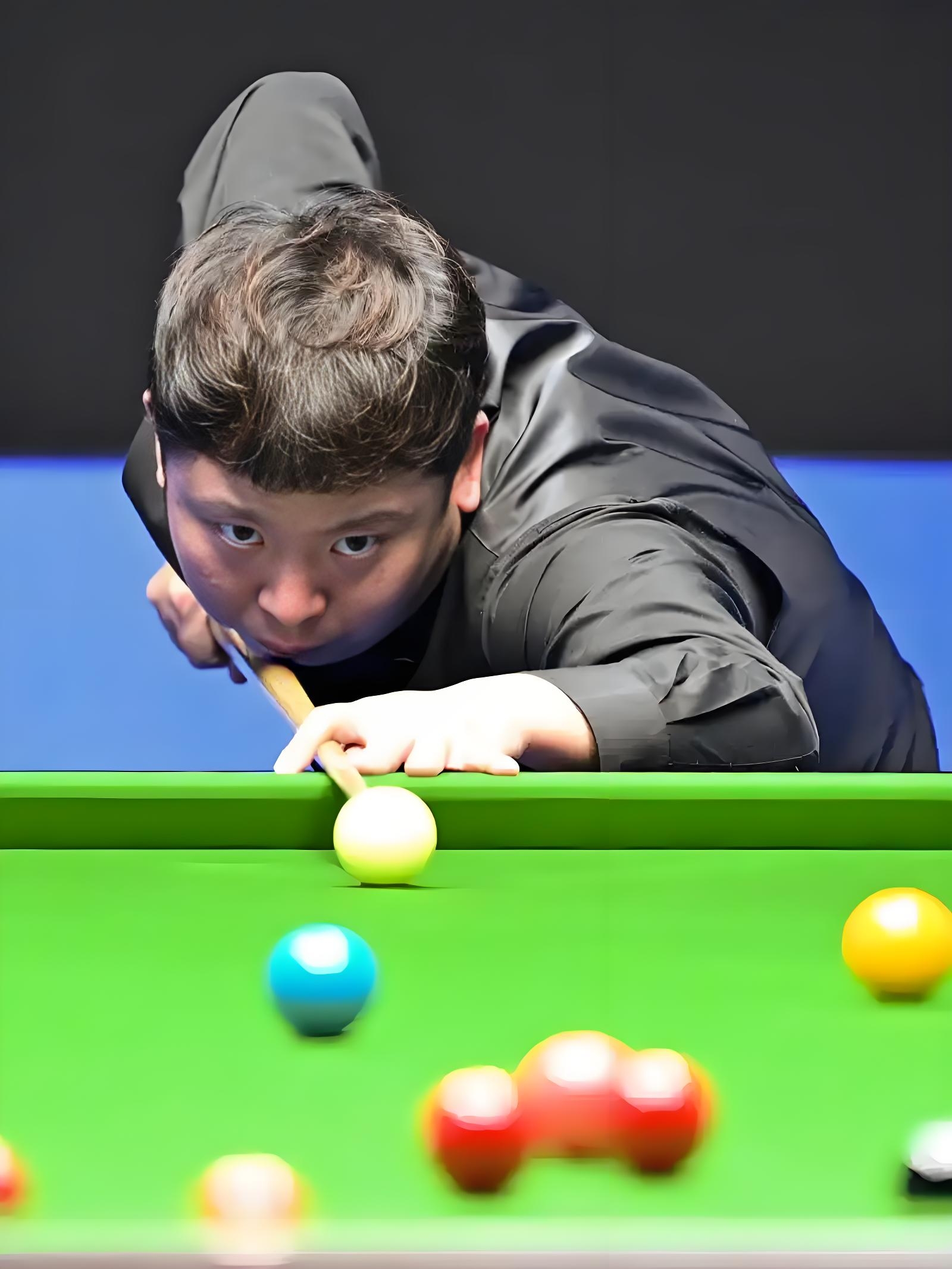 手套相撞 手套相撞